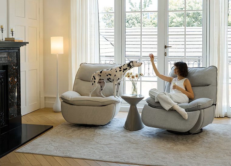 Lotus-20250725-img7.jpg Lotus-20250725-img7.jpg