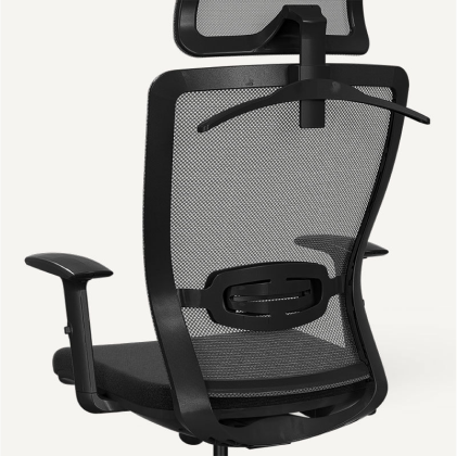 Esiste la sedia contro il mal di schiena? In uffcio scegli la sedia giusta